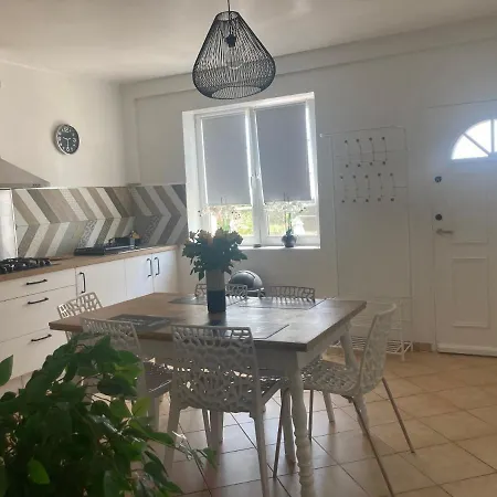 Abeille-soleil 아파트 *