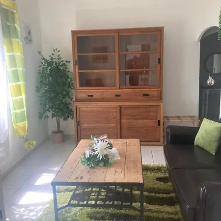 Abeille-soleil 아파트